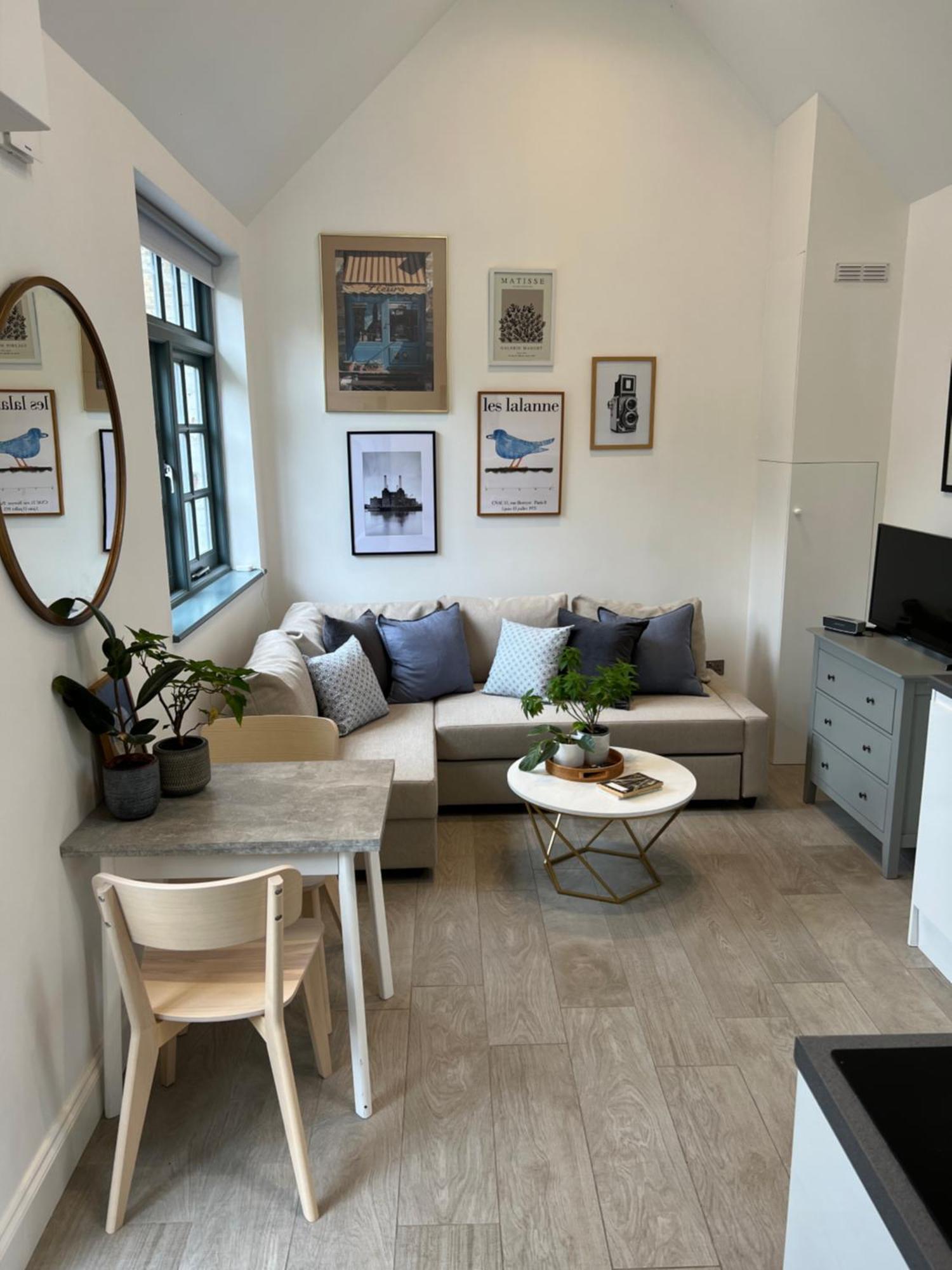 Forge Cottage - Pretty 1 Bedroom Cottage With Free Off Street Parking Лондон Экстерьер фото